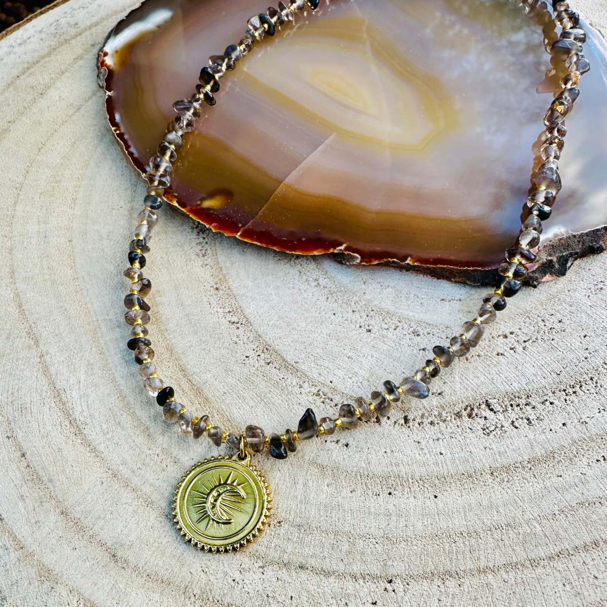 Collier solo pampille ASTRAL en Quartz fumé - Pampille Médaillon lune